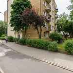 Apartment Poznań Dąbrowskiego by Renters